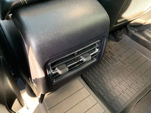 Used 2023 Lincoln Corsair Reserve w/ Equipment Group 201A AWD/4WD image 19