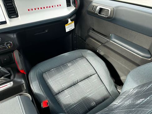 New 2026 Ford Bronco Heritage Edition AWD/4WD image 11