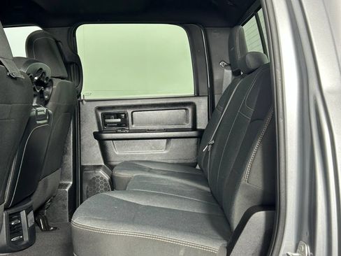 Used 2024 RAM 3500 Tradesman w/ Chrome Appearance Group AWD/4WD image 16