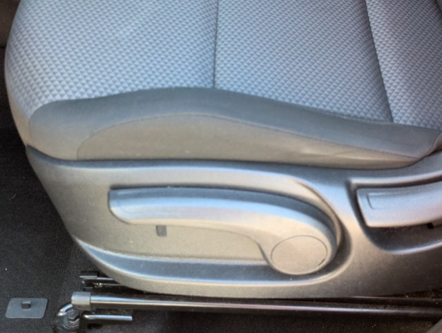 Used 2025 Kia Soul LX FWD image 14