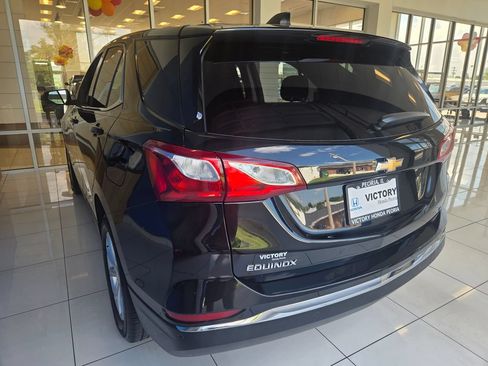 Used 2020 Chevrolet Equinox LT w/ Driver Convenience Package FWD image 8
