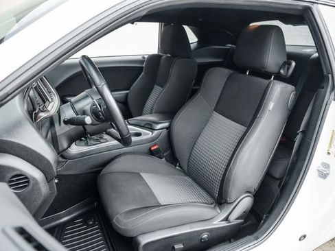 Used 2022 Dodge Challenger R/T w/ Blacktop Package RWD image 4