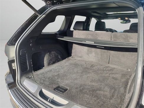 Certified 2020 Jeep Grand Cherokee Overland image 36