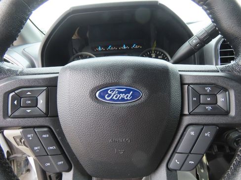 Used 2016 Ford F150 XLT w/ Equipment Group 302A Luxury image 28