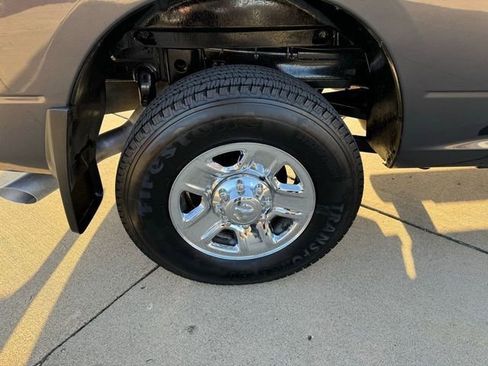 Used 2016 RAM 2500 Tradesman w/ Chrome Appearance Group image 10