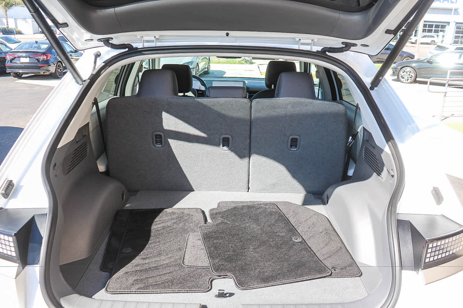 Certified 2024 Hyundai Ioniq 5 SEL RWD image 34