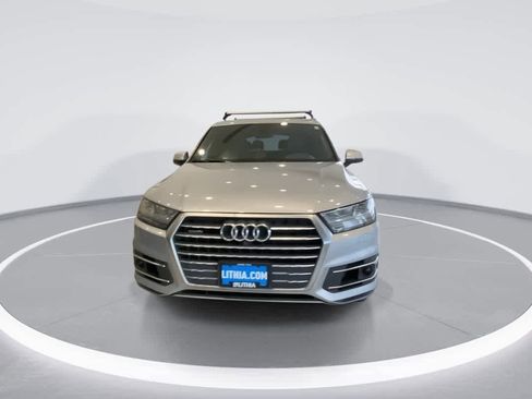 Used 2019 Audi Q7 3.0T Prestige AWD/4WD image 3