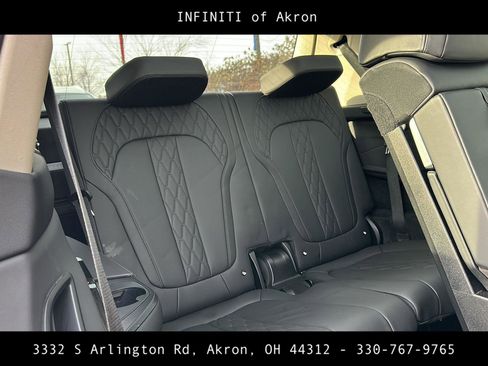 Used 2023 BMW X7 xDrive40i image 36