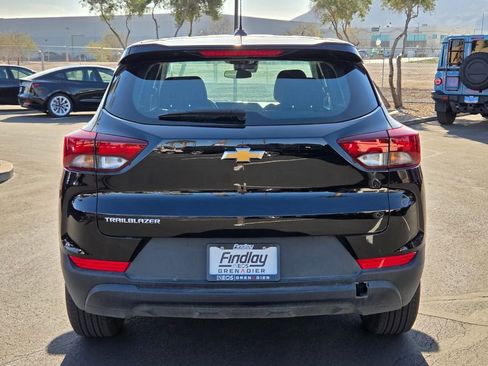 Used 2024 Chevrolet TrailBlazer LS image 5