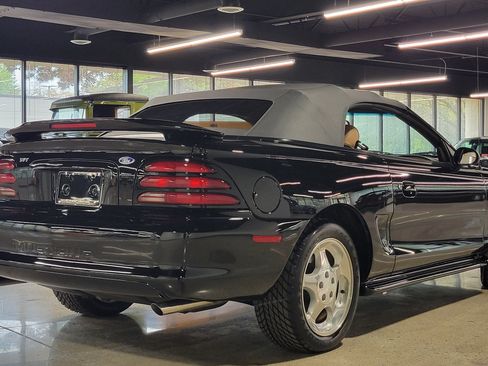 Used 1995 Ford Mustang GT RWD image 30