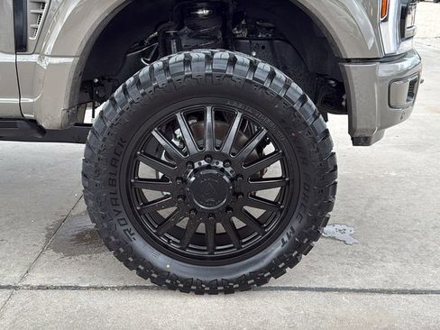 Used 2026 Ford F450 Platinum w/ Platinum Plus Package image 34
