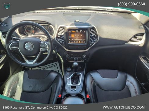 Used 2014 Jeep Cherokee Trailhawk w/ Cold Weather Group image 13