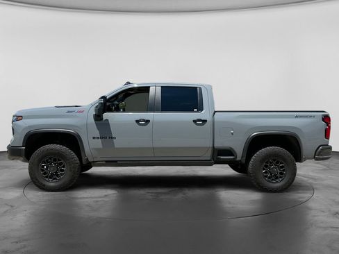 Used 2025 Chevrolet Silverado 2500 ZR2 w/ ZR2 Bison Edition AWD/4WD image 5