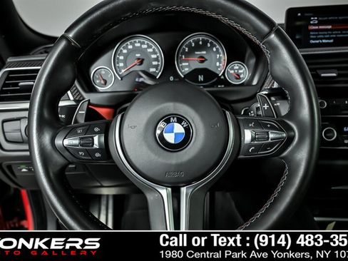 Used 2020 BMW M4 Coupe w/ Competition Package RWD image 21