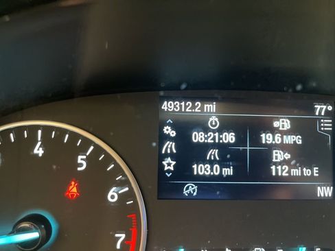 Used 2021 Ford EcoSport Titanium image 5