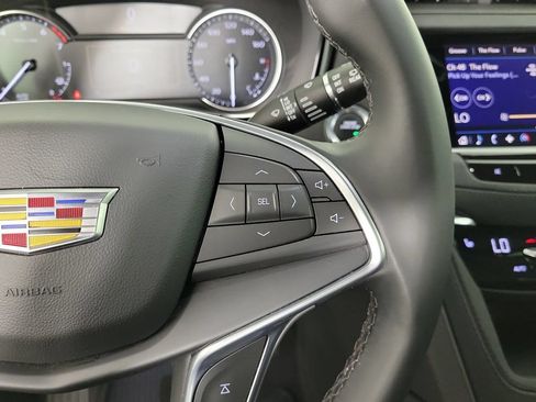 Used 2024 Cadillac XT5 Luxury FWD image 22