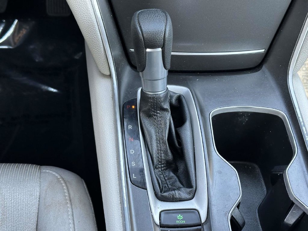 Used 2019 Honda Accord LX image 18