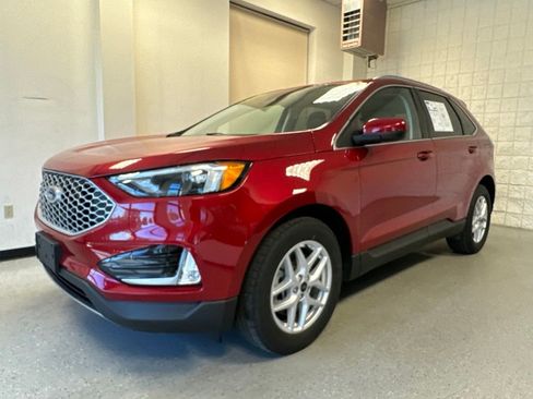 Used 2023 Ford Edge SEL w/ Convenience Package AWD/4WD image 14
