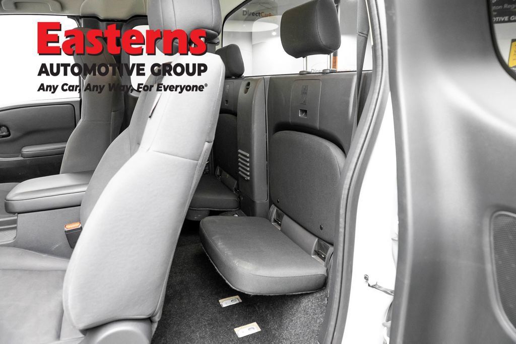 Used 2022 Nissan Frontier S RWD image 22