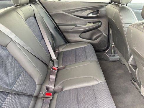 Used 2025 Buick Envista Preferred image 15