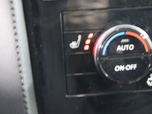 Used 2024 Nissan Armada SL image 53