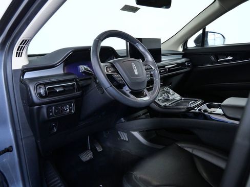 Certified 2022 Lincoln Nautilus Standard w/ Premium Package image 16