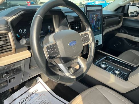 Used 2022 Ford Expedition Limited AWD/4WD image 14