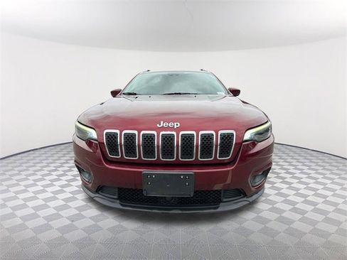 Used 2021 Jeep Cherokee Latitude Lux w/ Comfort/Convenience Group image 2