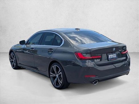 Used 2024 BMW 330i Sedan w/ Premium Package RWD image 8