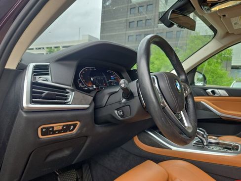 Used 2021 BMW X7 xDrive40i w/ Executive Package image 6