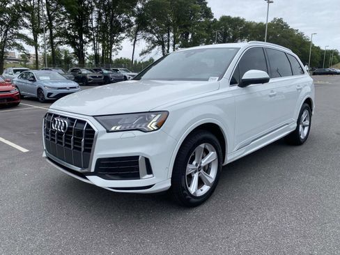 Certified 2023 Audi Q7 2.0T Premium Plus w/ Premium Plus Package AWD/4WD image 3