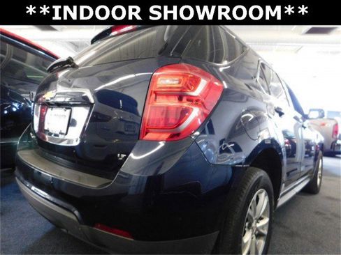 Used 2017 Chevrolet Equinox LT w/ Convenience Package image 6