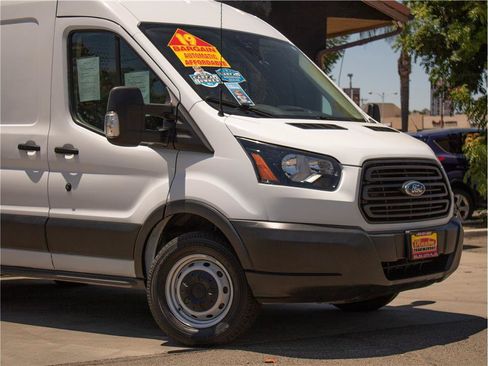 Used 2019 Ford Transit 250 130 Medium Roof RWD image 7