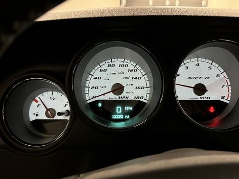 Used 2009 Dodge Challenger SRT8 w/ Spring Special Group image 28