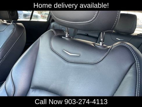 Used 2024 Cadillac XT4 Premium Luxury image 36
