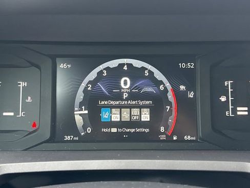 Used 2025 Toyota Tacoma SR5 image 40