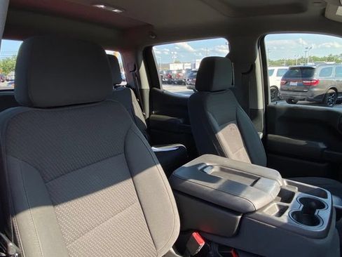 Used 2022 Chevrolet Silverado 1500 W/T AWD/4WD image 22