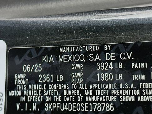 Used 2025 Kia K4 EX image 29