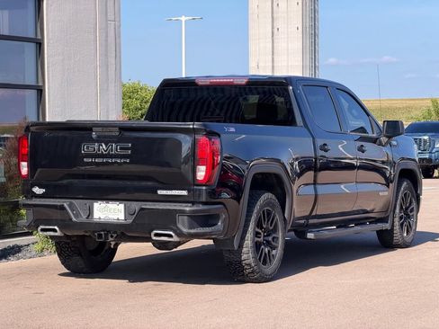 Used 2021 GMC Sierra 1500 Elevation w/ LPO, Elevation Black Package AWD/4WD image 5