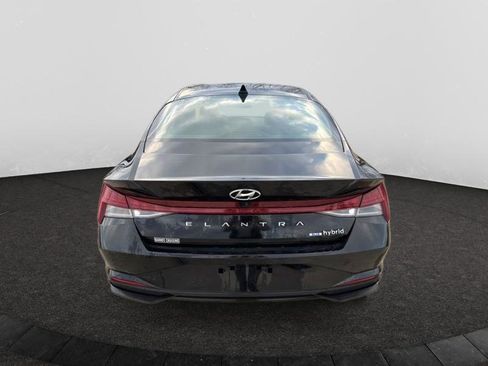 Used 2023 Hyundai Elantra Blue w/ Cargo Package image 4