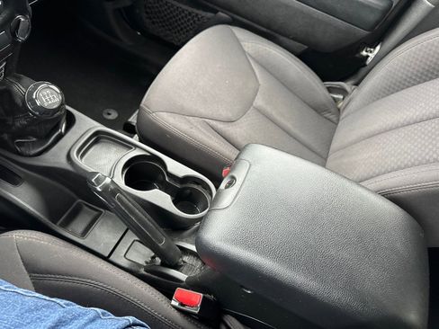 Used 2014 Jeep Wrangler Sport image 24