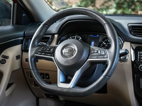 Used 2020 Nissan Rogue SL w/ Premium Package AWD/4WD image 14