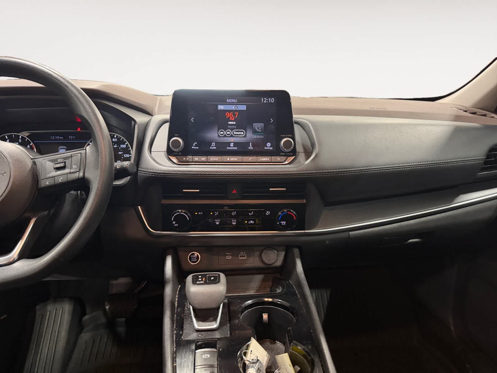 Used 2023 Nissan Rogue S FWD image 12