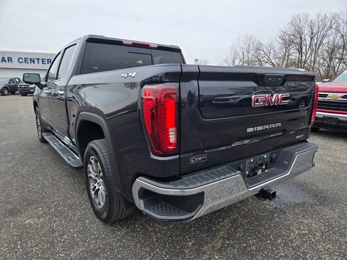 Used 2022 GMC Sierra 1500 SLT w/ SLT Convenience Package AWD/4WD image 6