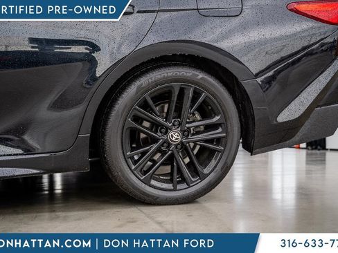 Used 2025 Toyota Camry SE FWD image 35