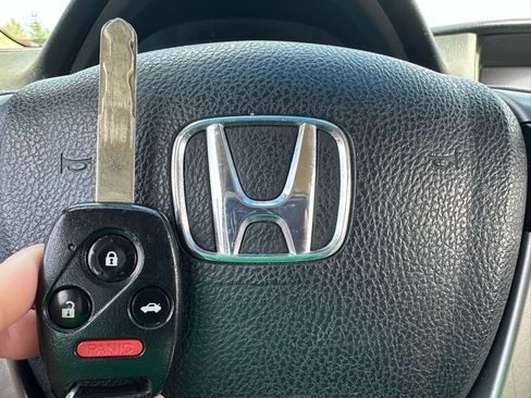 Used 2012 Honda Accord EX-L image 30