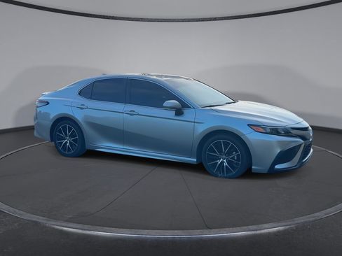 Certified 2024 Toyota Camry SE FWD image 2