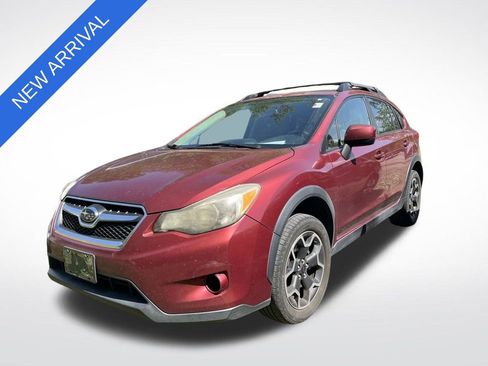 Used 2013 Subaru Crosstrek 2.0i Premium w/ Kicker Audio Upgrade Pkg 3 AWD/4WD image 5