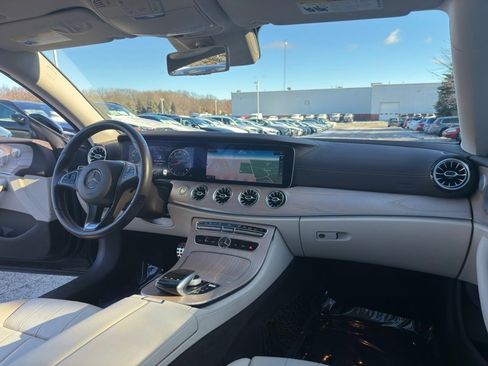 Used 2018 Mercedes-Benz E 400 4MATIC Coupe image 18