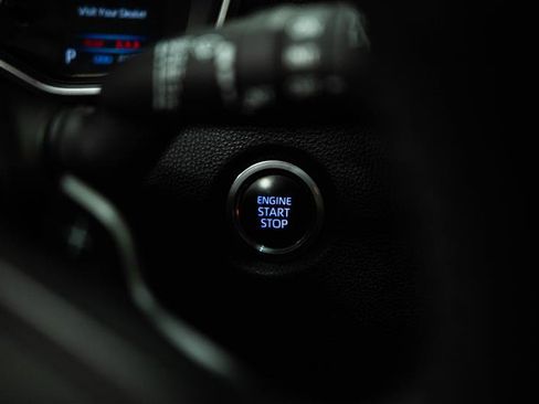 Used 2019 Toyota Corolla SE w/ Protection Package FWD image 17